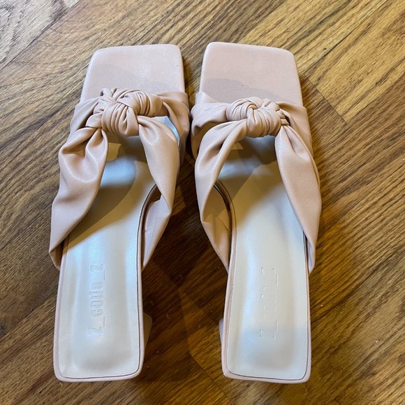 Exclusive Lorny Twist Front Mules in Blush - Picture 2 of 4